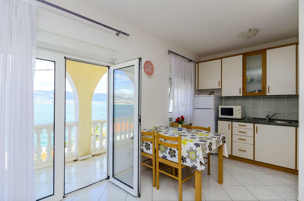 Apartments Krusica Трогир Екстериор снимка