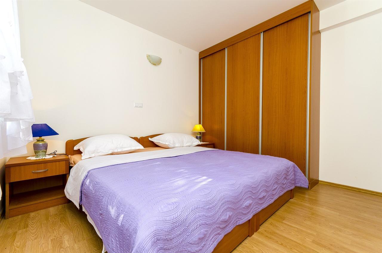 Apartments Krusica Трогир Екстериор снимка