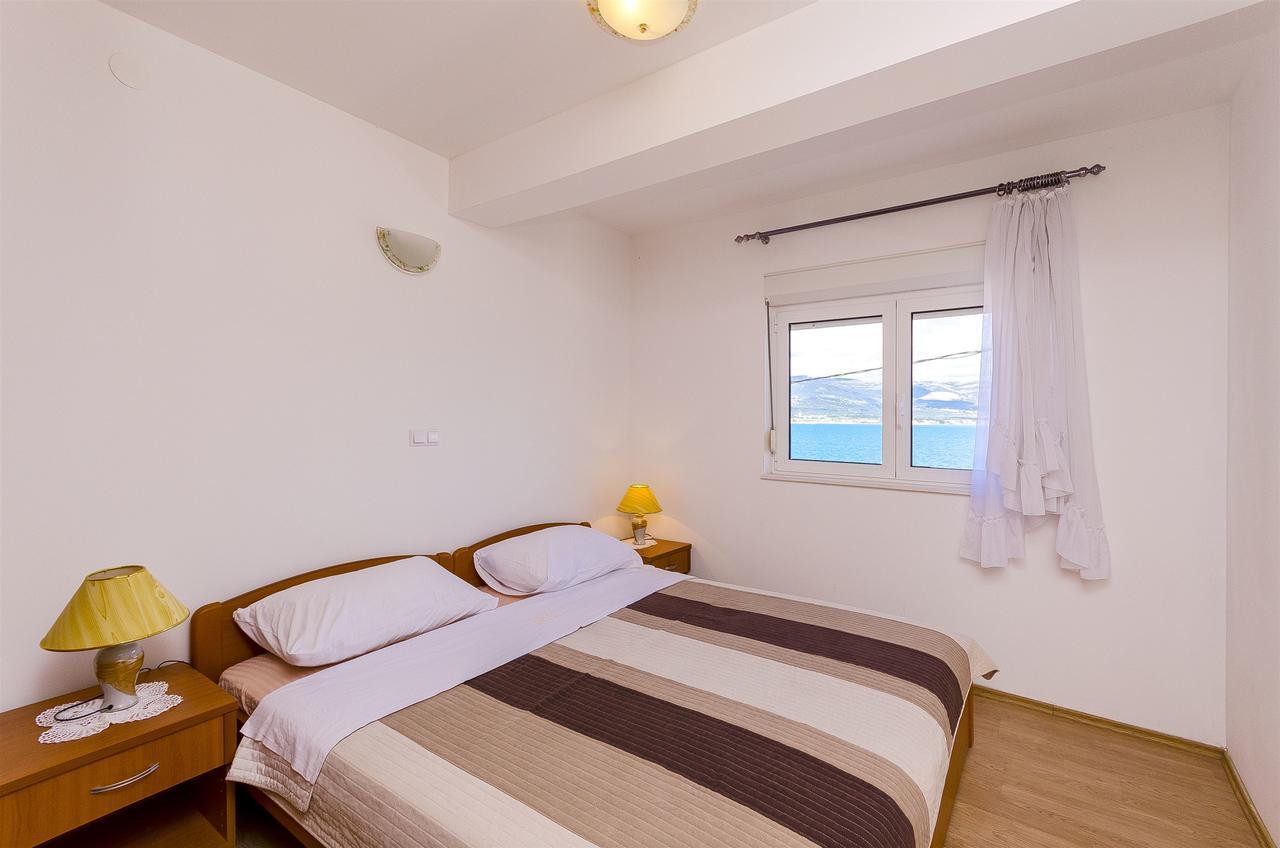 Apartments Krusica Трогир Екстериор снимка
