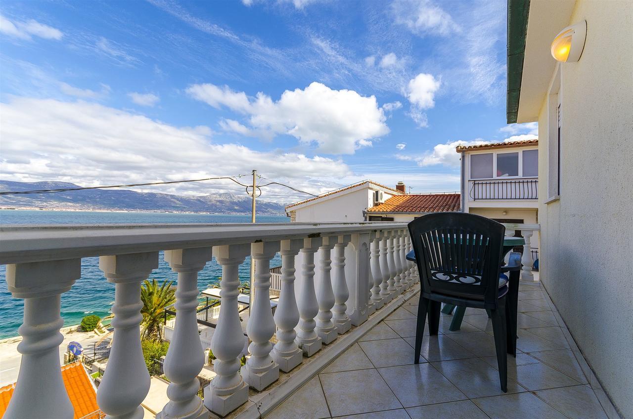 Apartments Krusica Трогир Екстериор снимка