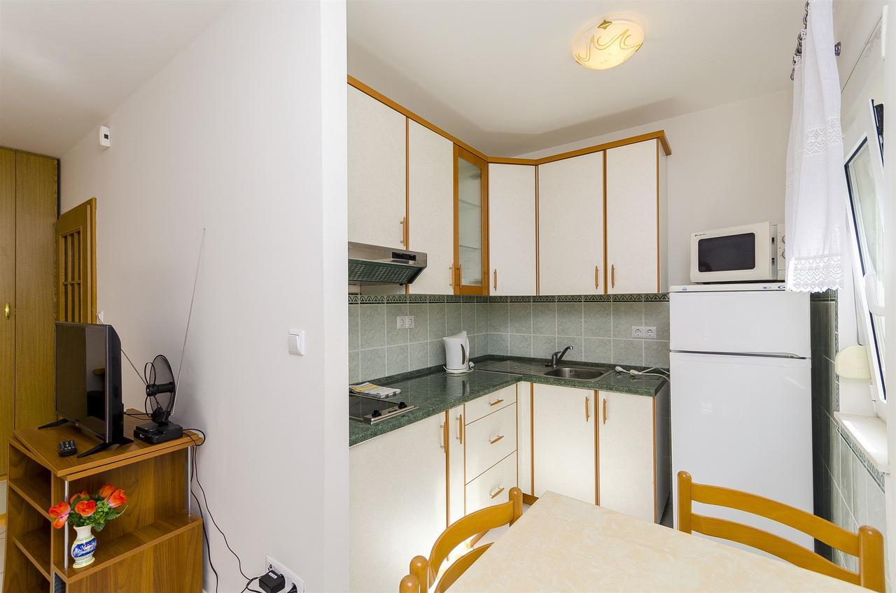 Apartments Krusica Трогир Екстериор снимка