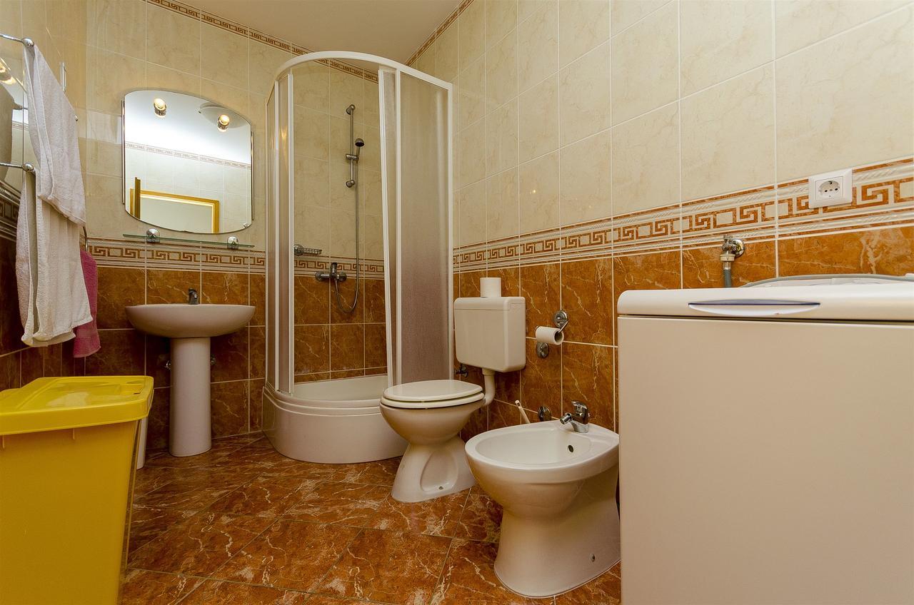 Apartments Krusica Трогир Екстериор снимка